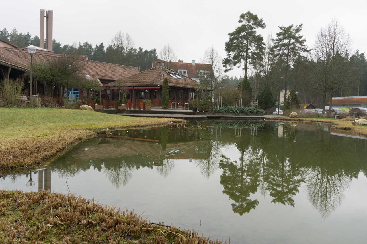 Ferienwohnung Weiher - Naehe Nuernberg / Messe Schwanstetten Luaran gambar